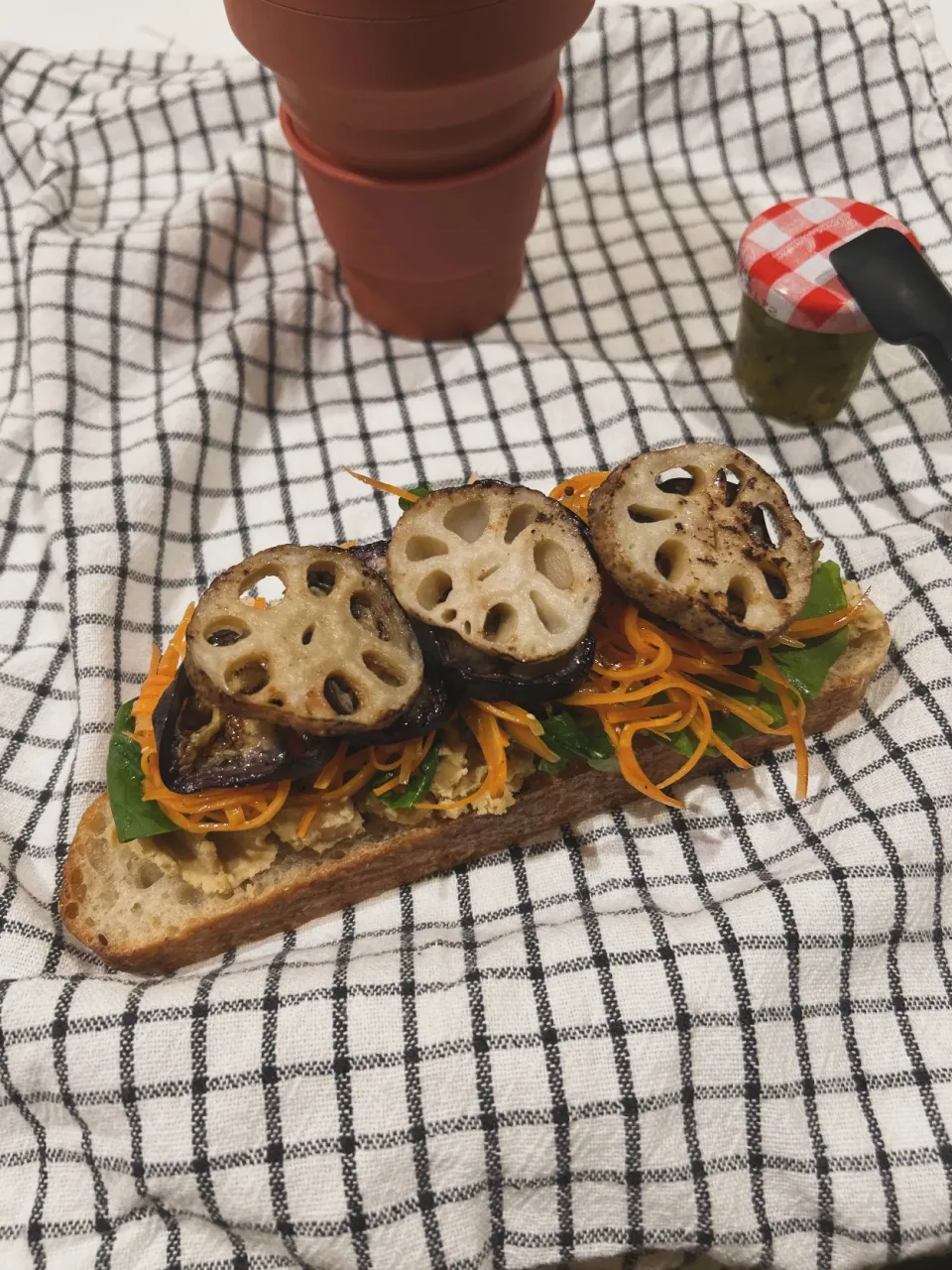 お弁当🍱根菜オープンサンド|azuuuzaさん