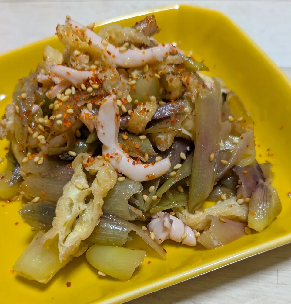 茗荷＆うす揚げのイカ塩辛炒め|ひとみんΨ(*´∀｀)Ψさん