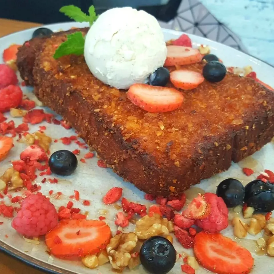 Crispy Honey Butter Toast & Vanilla Ice Cream on Top 🍞🍯🍨🤤|An'leeさん