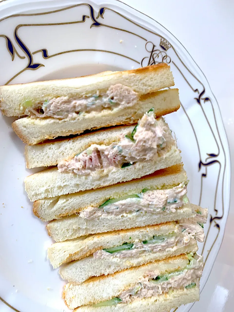 極みのツナサンド|カルボーンさん