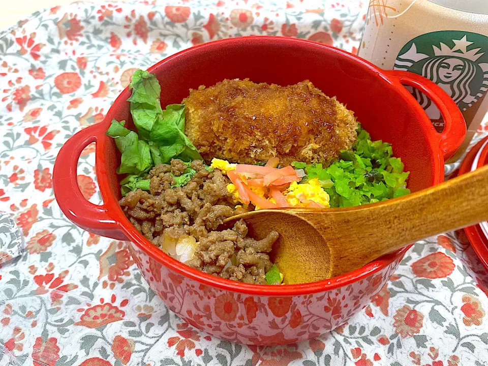 コロッケ4色弁当|eiyadeさん