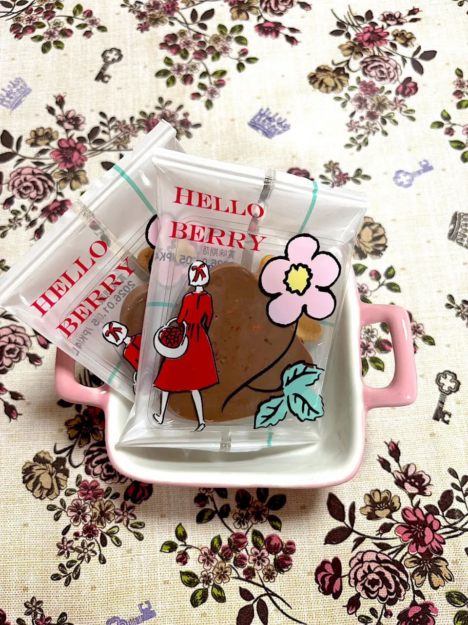 可愛いおやつ｡* ﾟ + ｡✧︎*。|◡̈︎*♚︎‧SHIHOさん