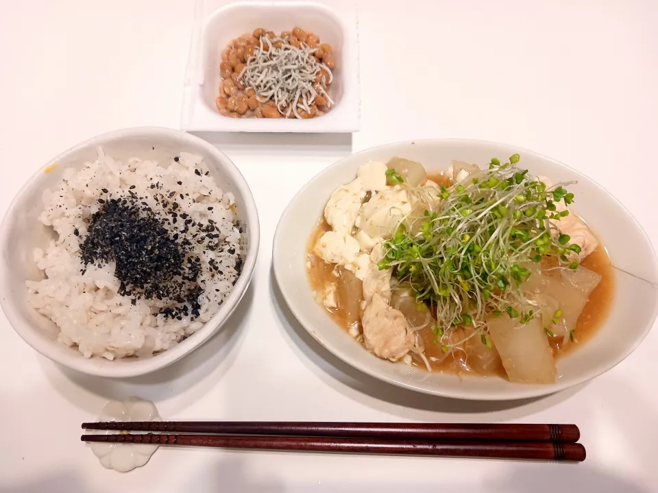 煮物、納豆、ご飯|さくらまるさん