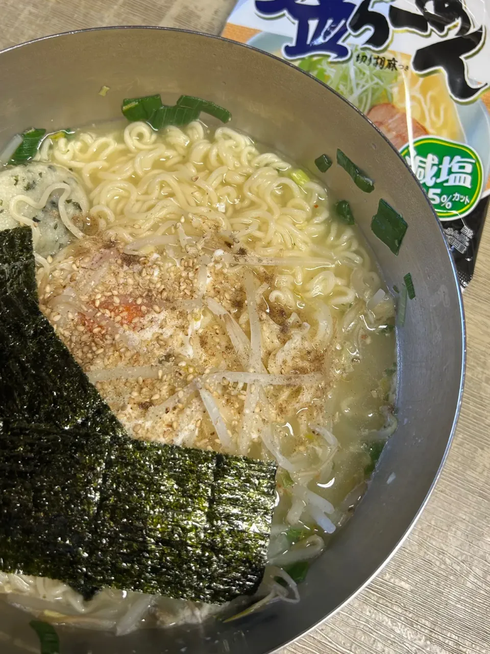 サッポロ一番塩ラーメン|Morito Kamiyaさん