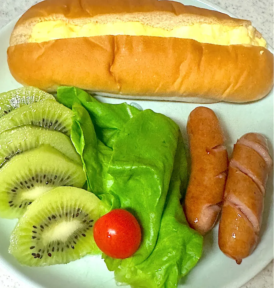 たまごロールパンモーニング|besさん