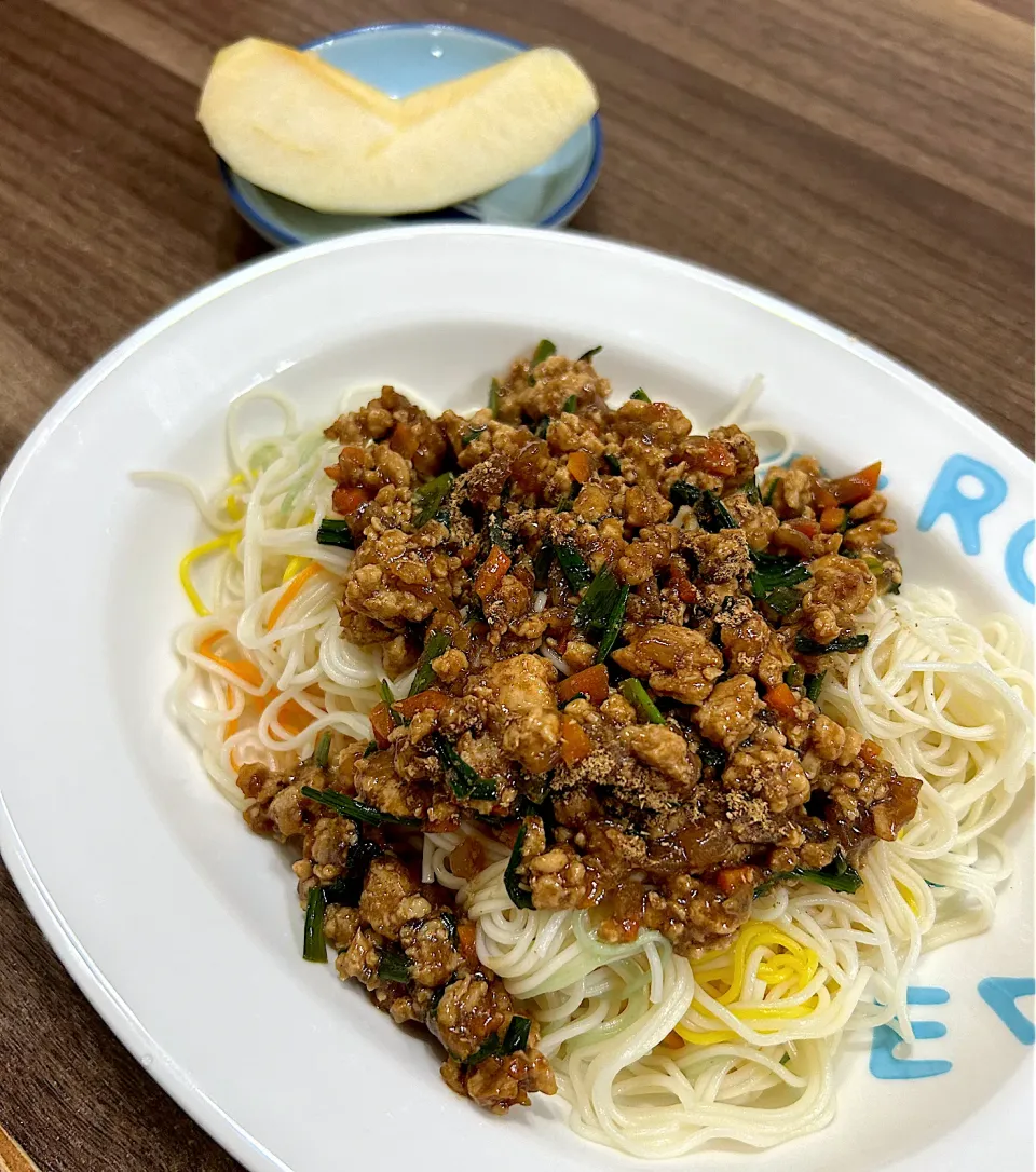 にら入り肉味噌そうめん|ゆりちさん