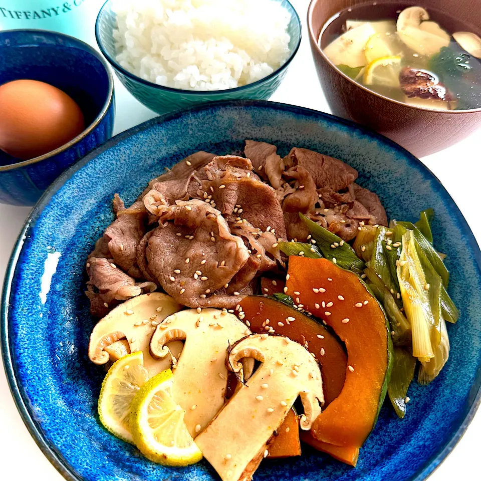 松茸すき焼きとお吸い物🍄|C2★さん