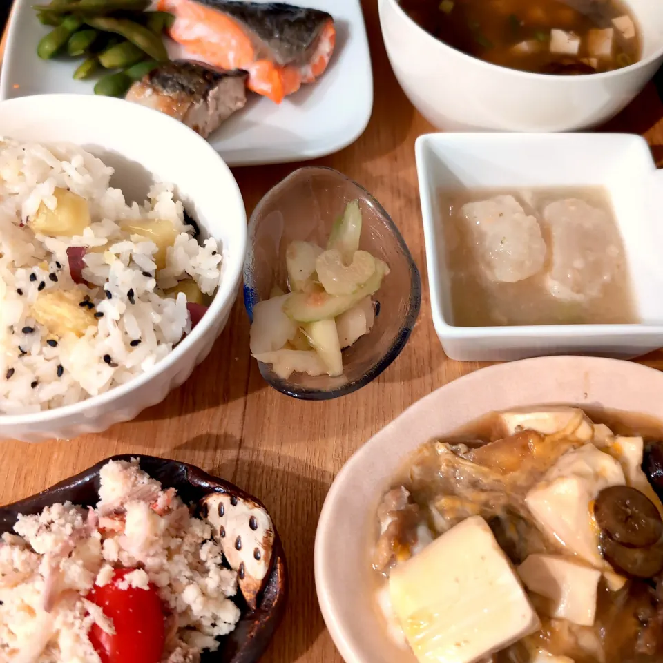 卵とじ／がめ煮／おからサラダ／セロリの酢味噌和え／焼き魚／クロダマル枝豆／冬瓜煮／お味噌汁|チョコさん