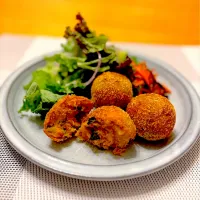 バターかぼちゃコロッケ（ベーコン入り）🎃|とっぴぃさん