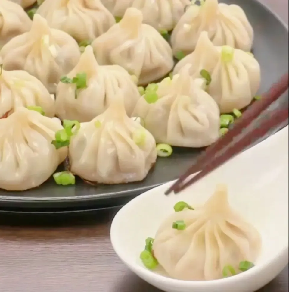 じゅわっとジューシー!
焼き小籠包|Ki Lai Wongさん