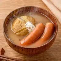 じゃがバタシャウエッセンみそ汁|マルコメ キッチンさん