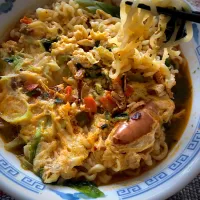 卵とじ辛ラーメン🥚🌶️💥🥺|Tina Tomoko😋さん