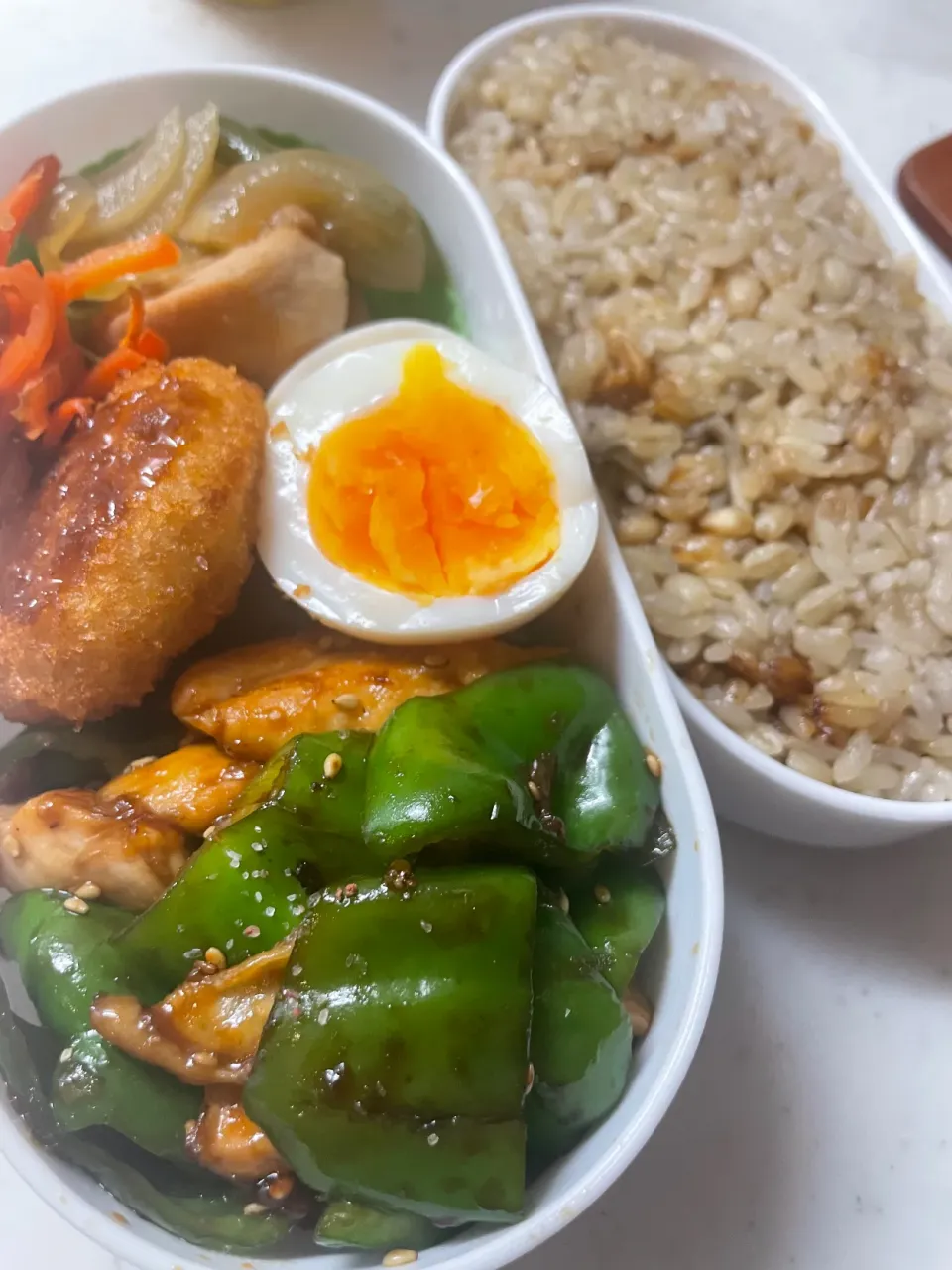 ピーマンと鶏肉🍙|あやさん