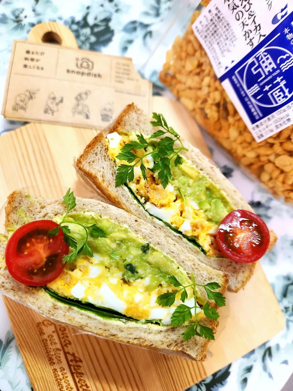 @きなこさんの料理 🔷🍀パセリde フレーバーオイル🧄🌶️🔷→→🔷🥑アボカドディップと本気の天かすいり🐣玉子サンド🔷|@きなこさん