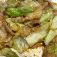 キャベツ🥬のガリバタ醤油炒め|さっちーさん