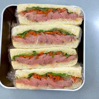 ポークサンド| コマツ菜さん