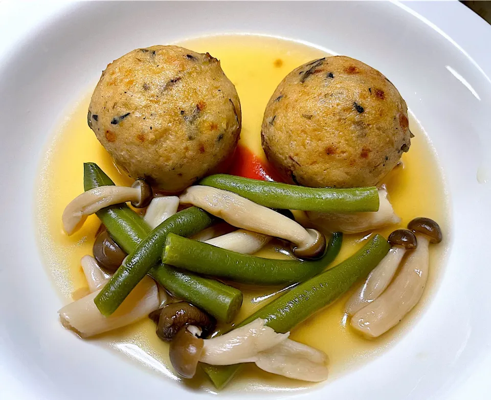 がんもどきとインゲンとしめじのレンジ煮物|こいちさん