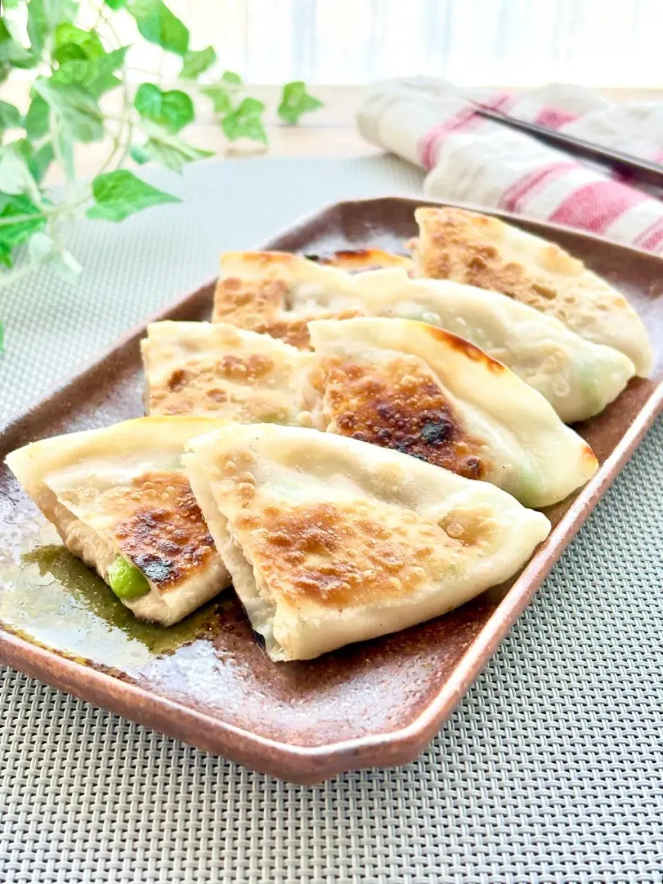 ツナ枝豆と明太のはさみ餃子|家飲み♥ちよ｜旧ぶりてりあさん