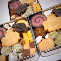 ハロウィンクッキー缶 2025|しほさん