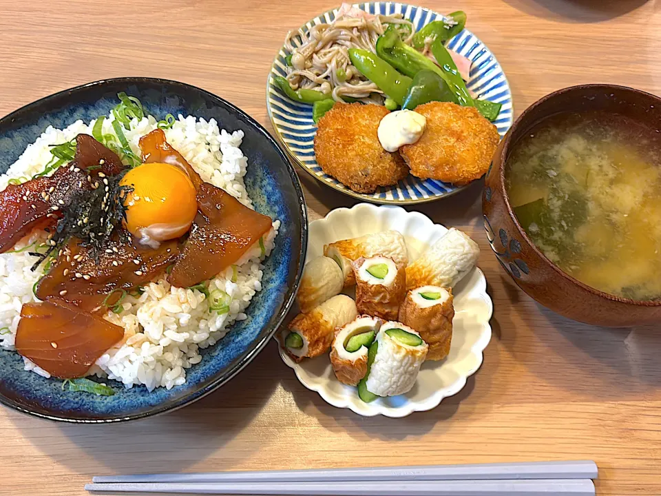 マグロ丼メインの夕飯|yukopunさん