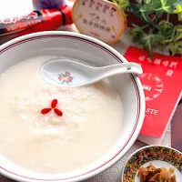 やさしい味の貝柱だしの本格中華粥🥣