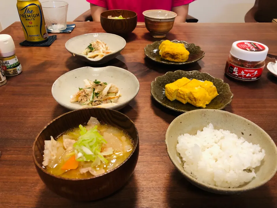 豚汁、ツナと竹輪とキュウリの和え物、玉子焼き|タロッカ主夫見習いさん