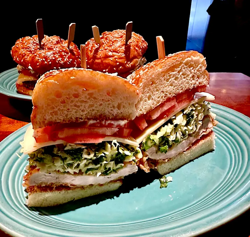 Crispy Chicken Sandwich|gonbenさん