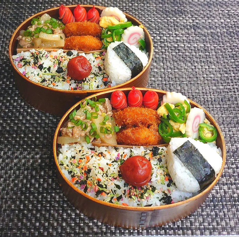 母とムスコのラブラブおソロ♪大根のそぼろ煮＆ピーたま炒め弁当|からあげビールさん