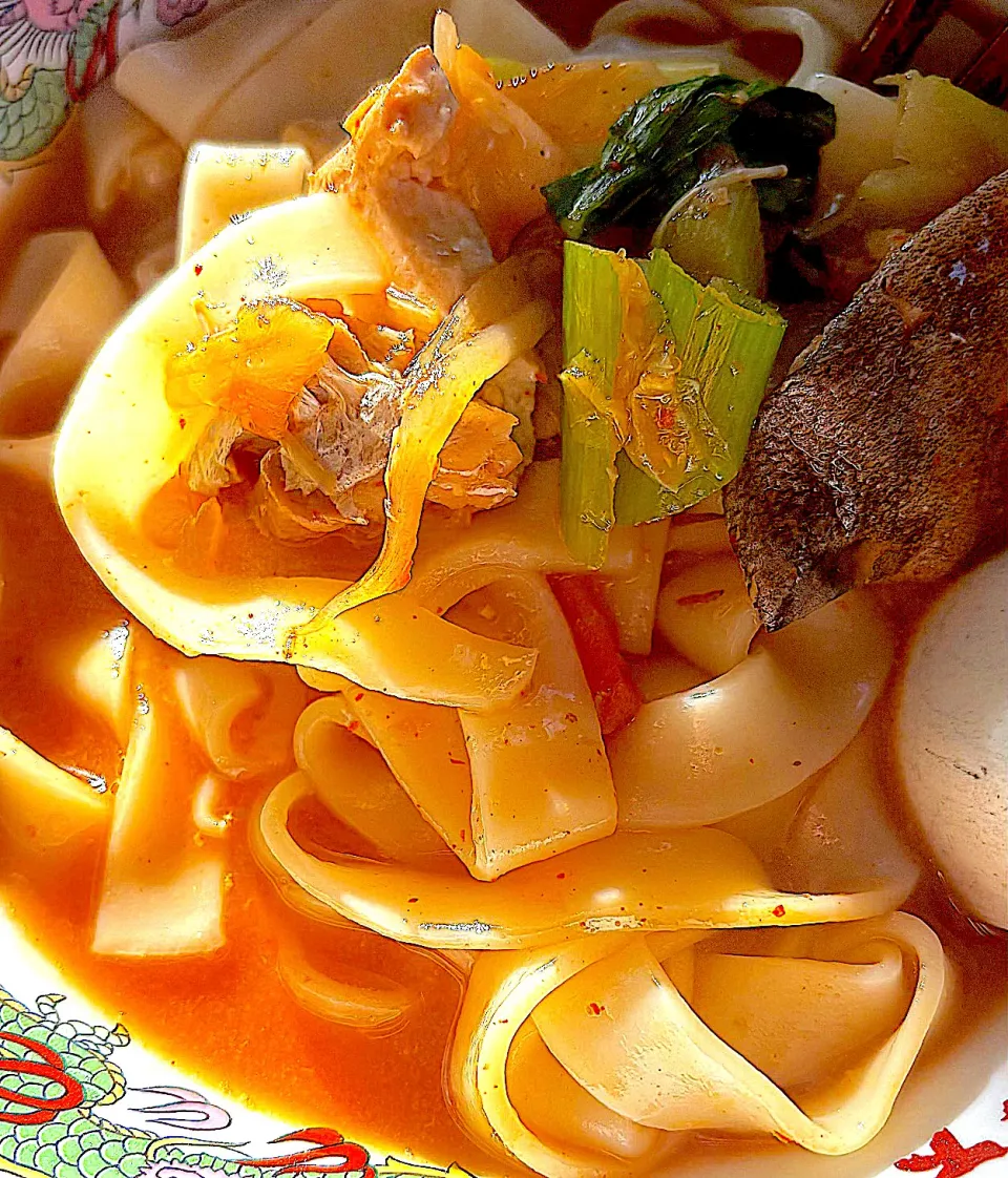 チゲうどん🍜あったまぁる♨️|みうのすけさん