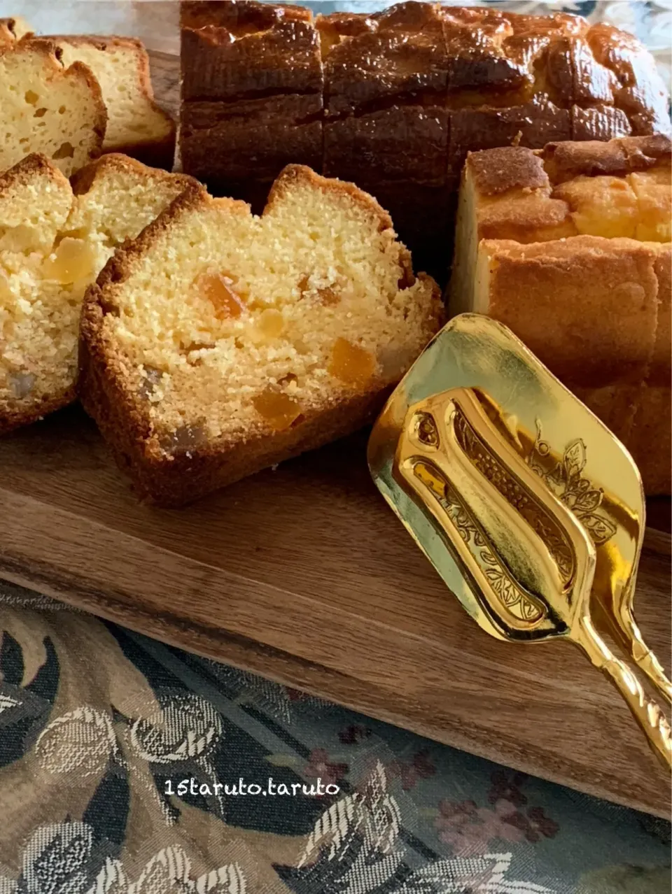 2種類のパウンドケーキ|15taruto.tarutoさん