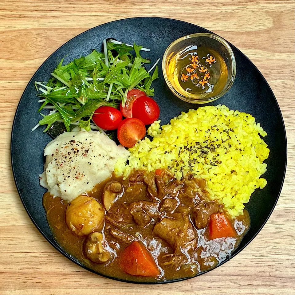 里芋と牛すじのカレー|青い鳥さん