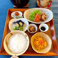 お粥で朝御膳🥢|サミカさん