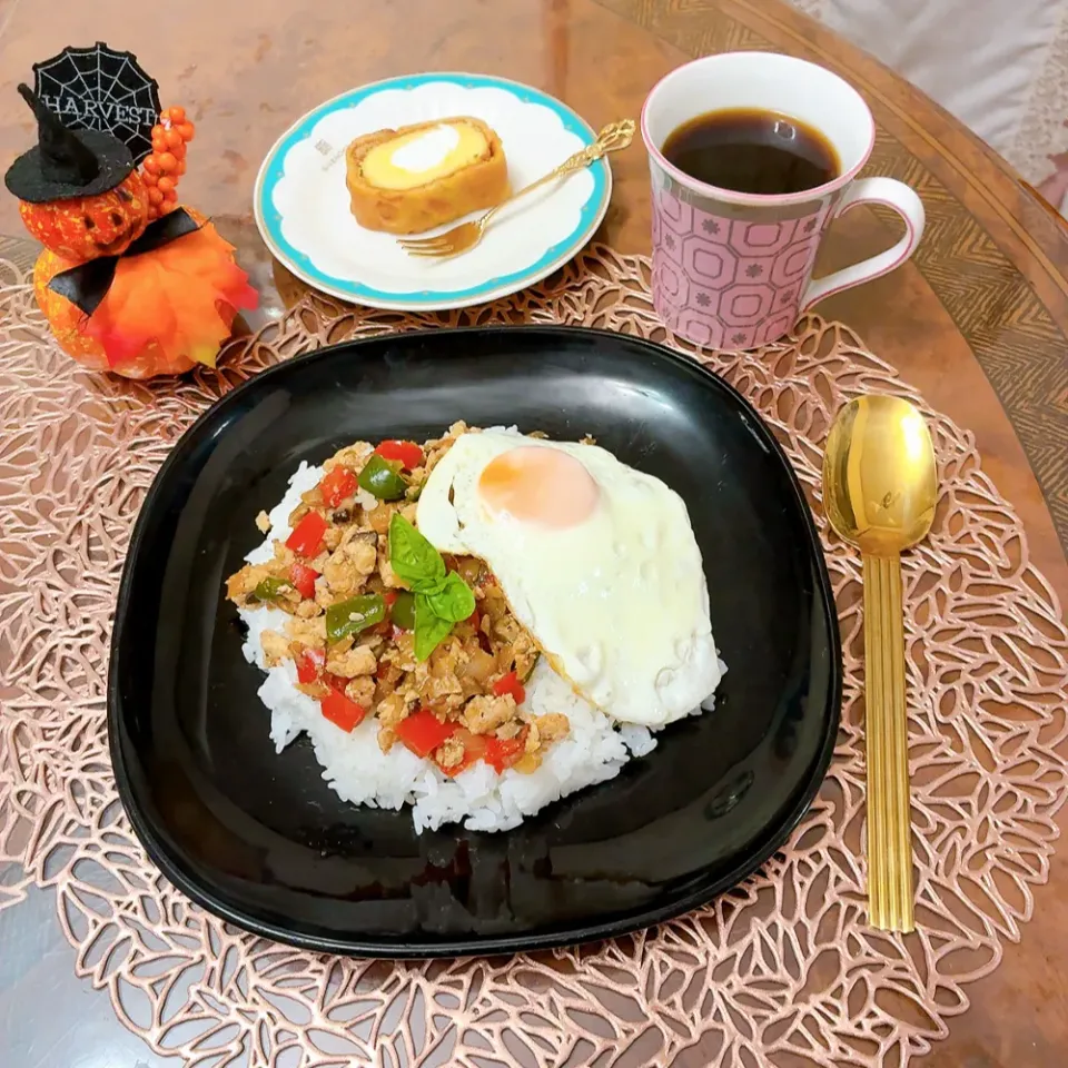 ガパオでランチ|ショコラさん