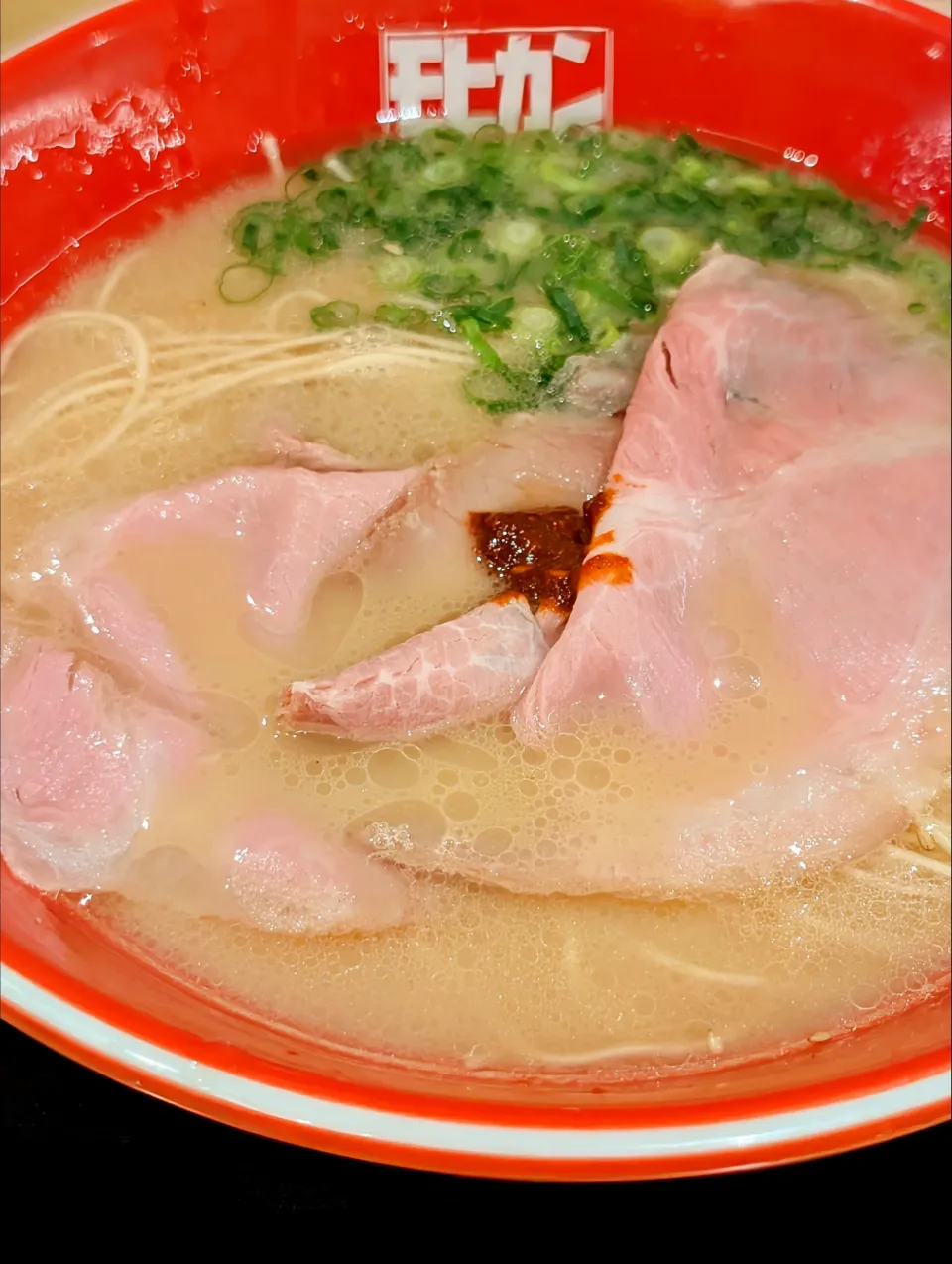 モヒカンラーメン@モヒカンラーメン博多デイトス店|watarunさん