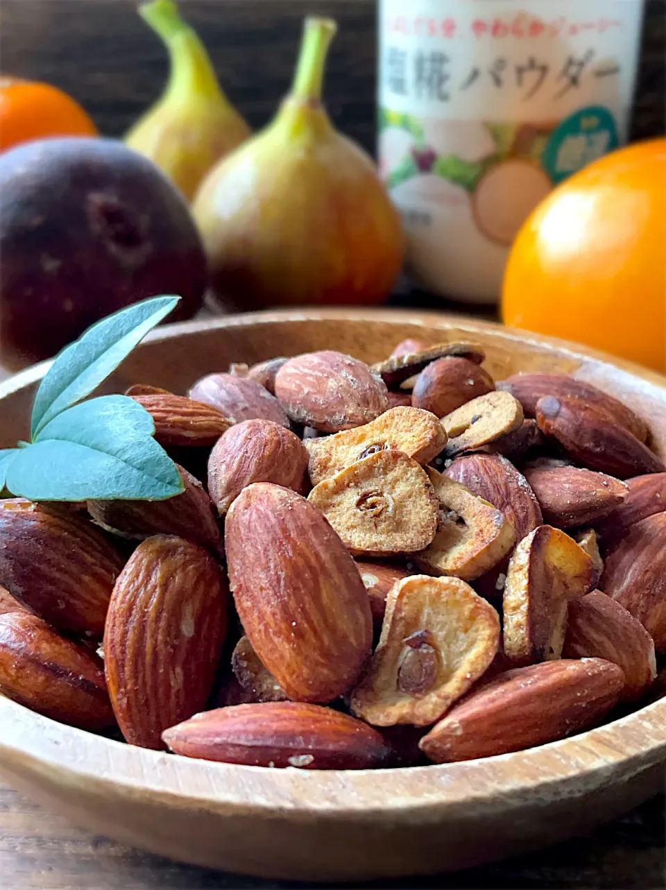 塩糀パウダーでガーリックアーモンド|9421beruさん