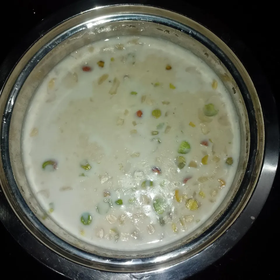 Kheer the desi dessert that never fails! 🇮🇳
Because no meal is complete without a little kheer!|Shikha Guptaさん