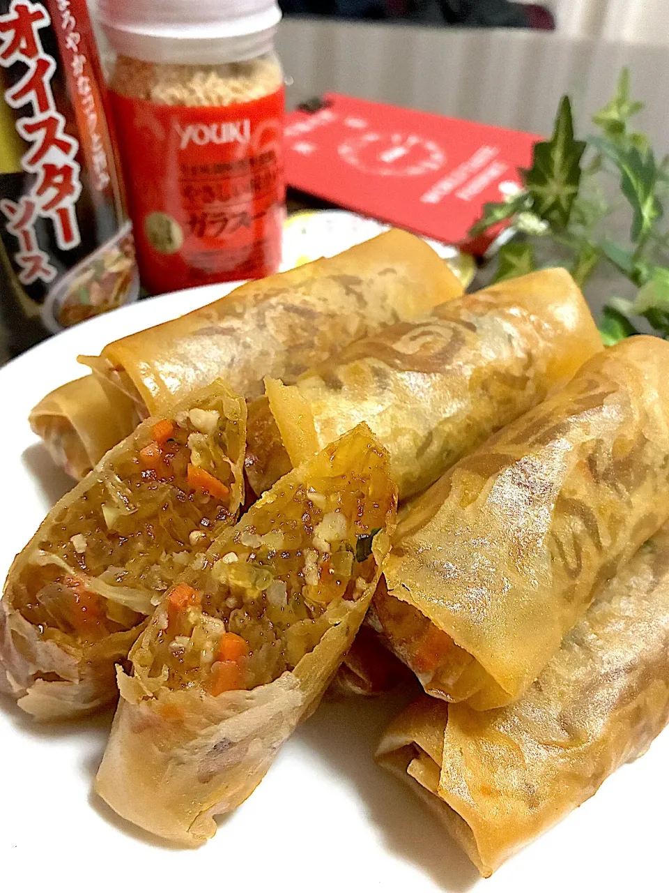 由美さんの料理 春巻きいっぱーい！！|あやめもちもちさん