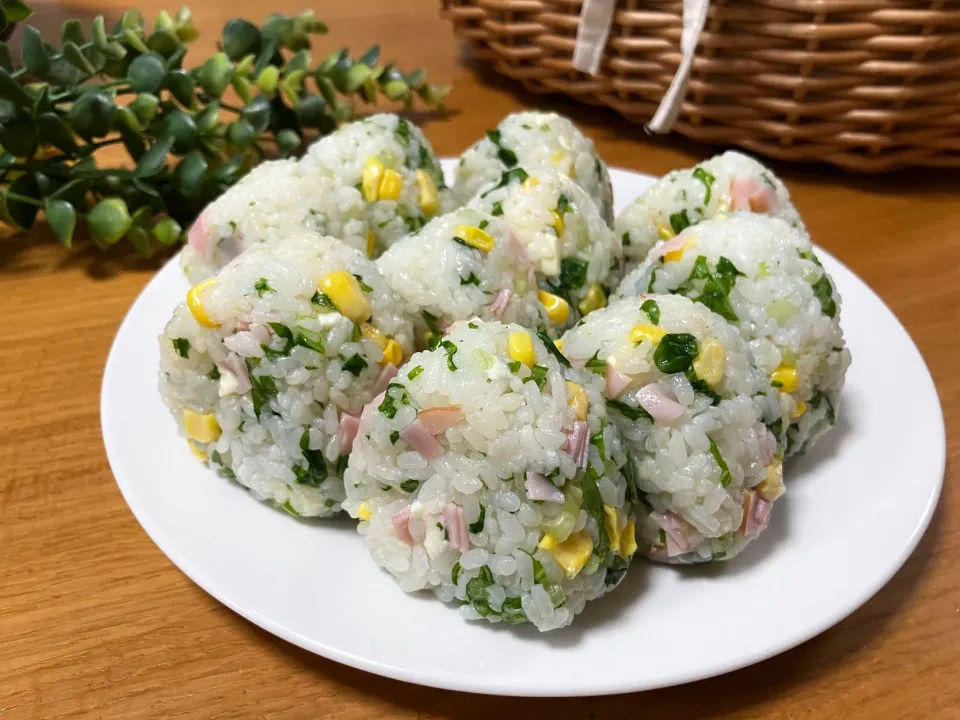 ＊彩り抜群✨お弁当にも🍱イタリアン菜飯おにぎり🍙＊|＊抹茶＊さん