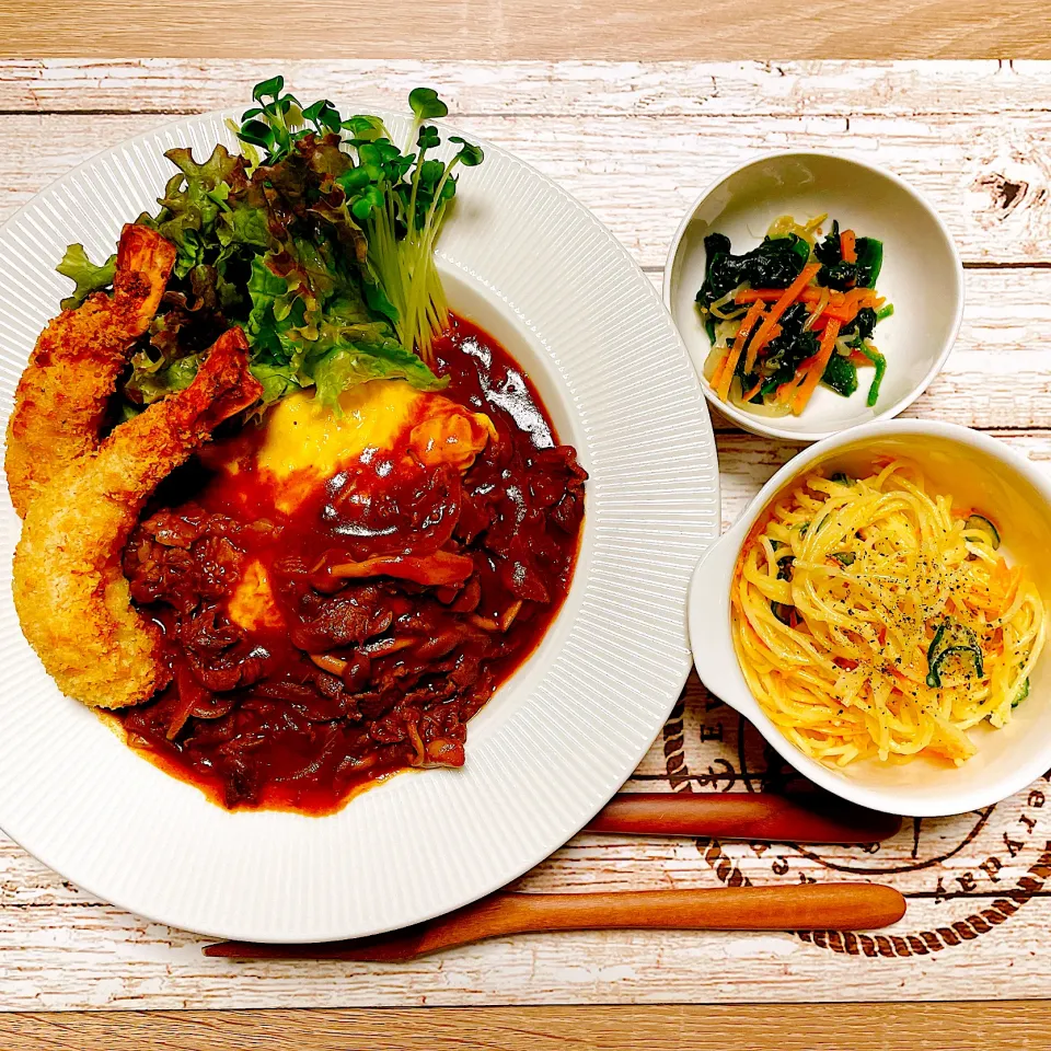 🐮夜【ハッシュドビーフオムライス】🍚|Laniさん