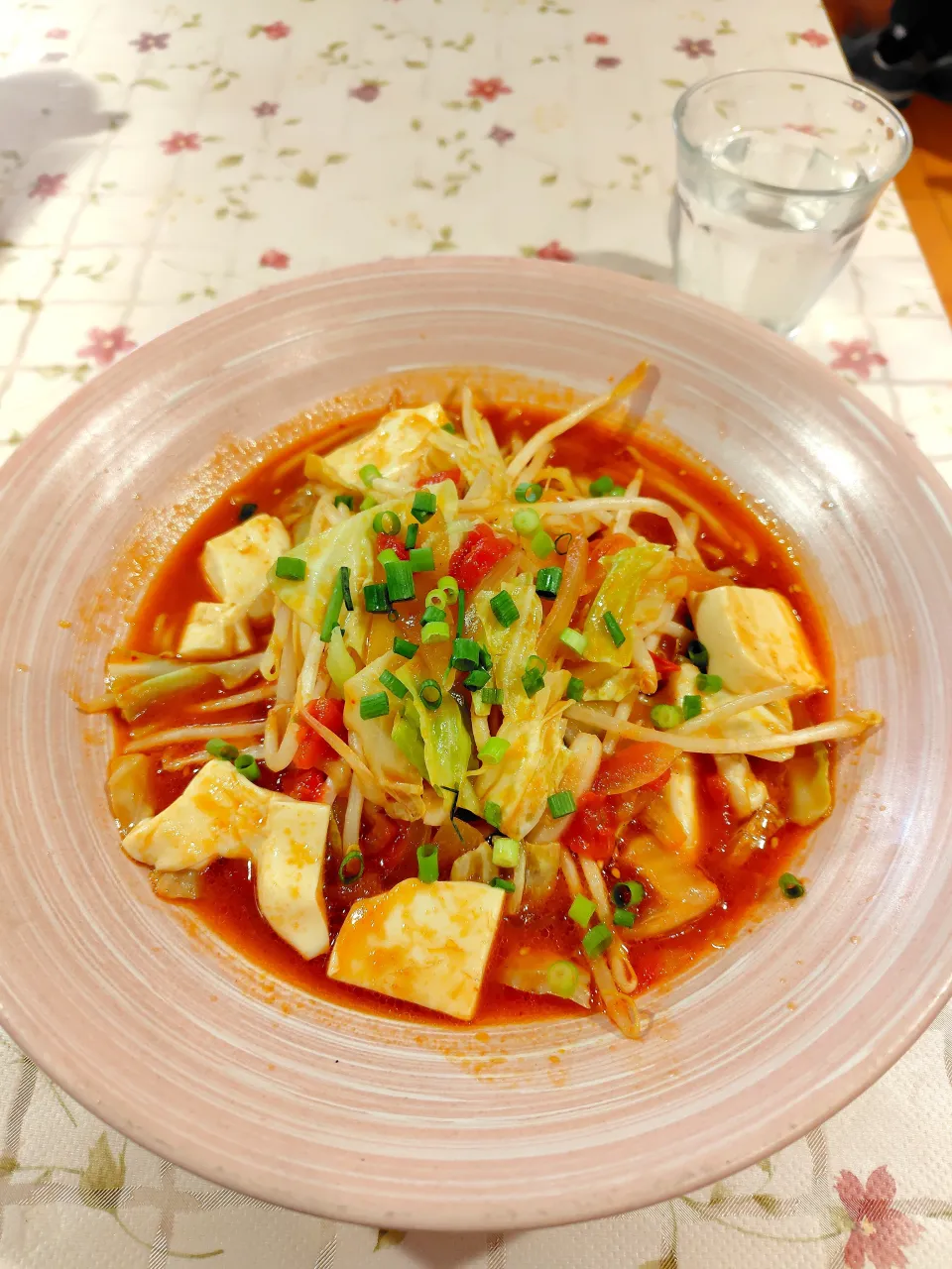 チゲ風トマトパスタ|ろくろさん