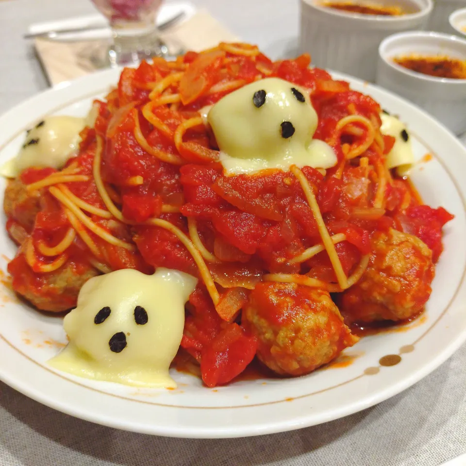 ミートボールのパスタ　ハロウィン仕様|あゆみ│ハレシピさん