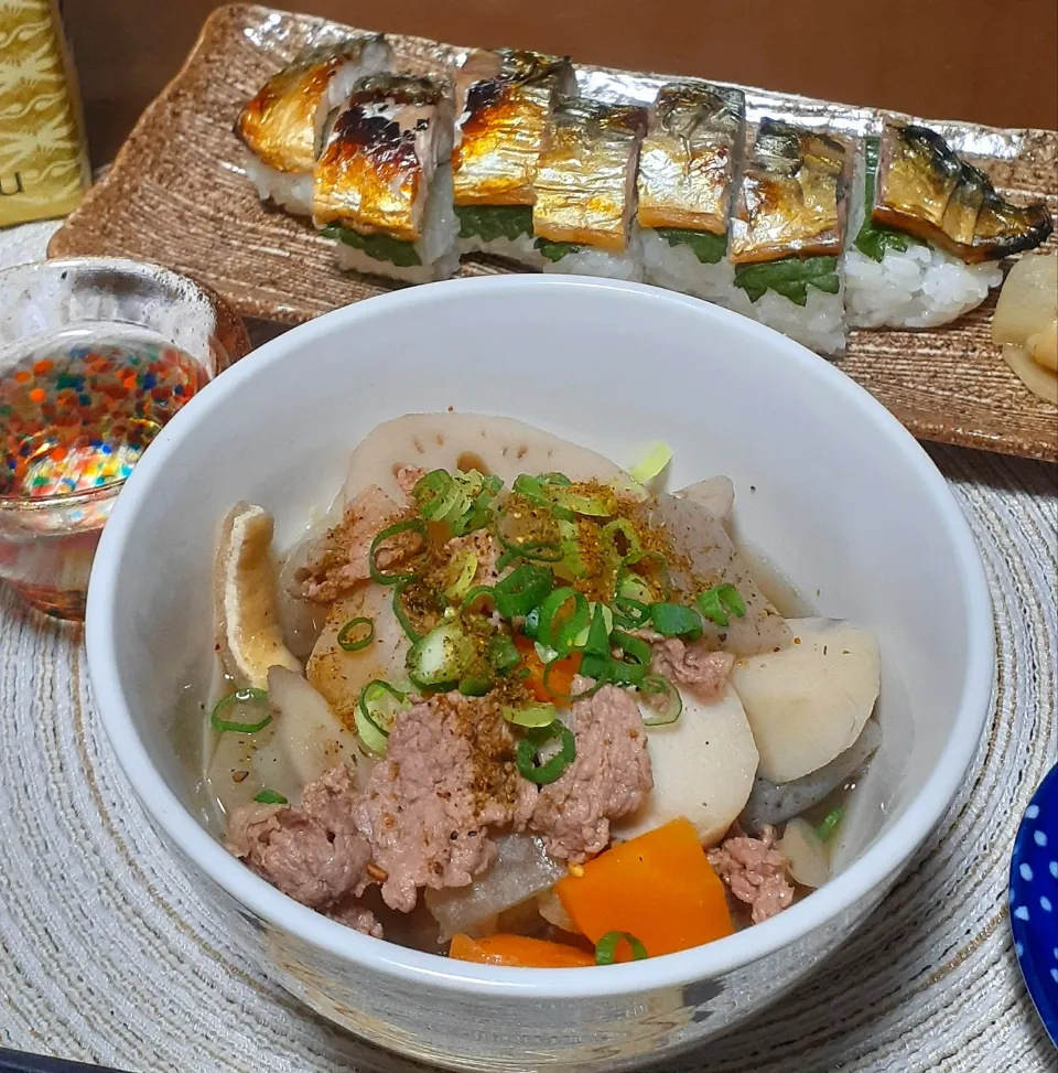 芋煮と焼き鯖寿司✨|びせんさん