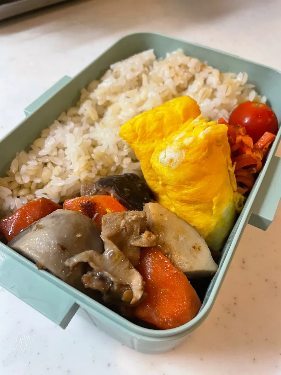 にもの|あやさん