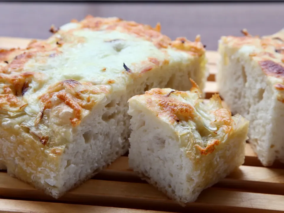 高加水フォカッチャ断面|マユマユさん