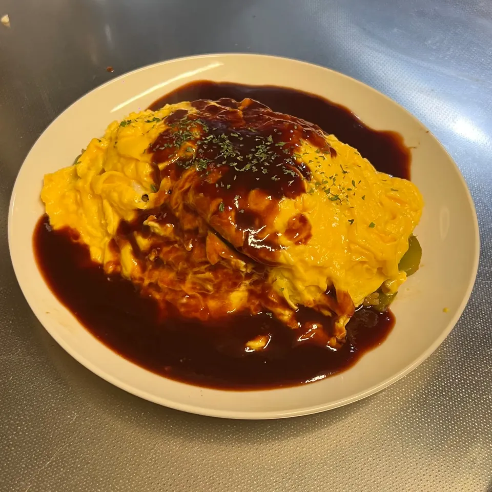 赤ワインソースのオムライス|リョウさん