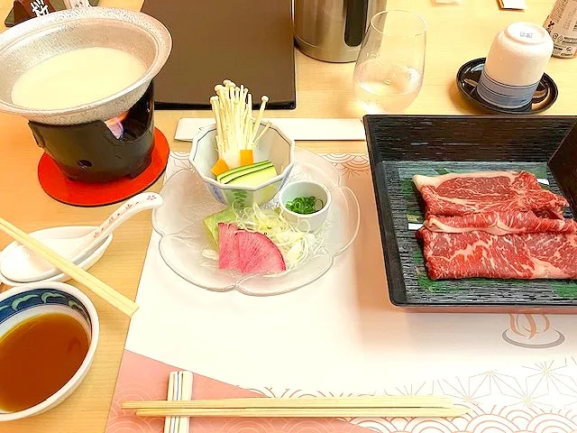 主菜　天空白濁ししゃぶしゃぶ　牛サーロイン|mamedaifukuさん