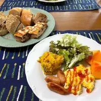 昼食〜ベーグルとワンプレートおかず|おさむさん