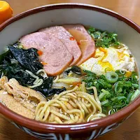 マルちゃん正麺🍜、醤油味❗️(๑･̑◡･̑๑)✨