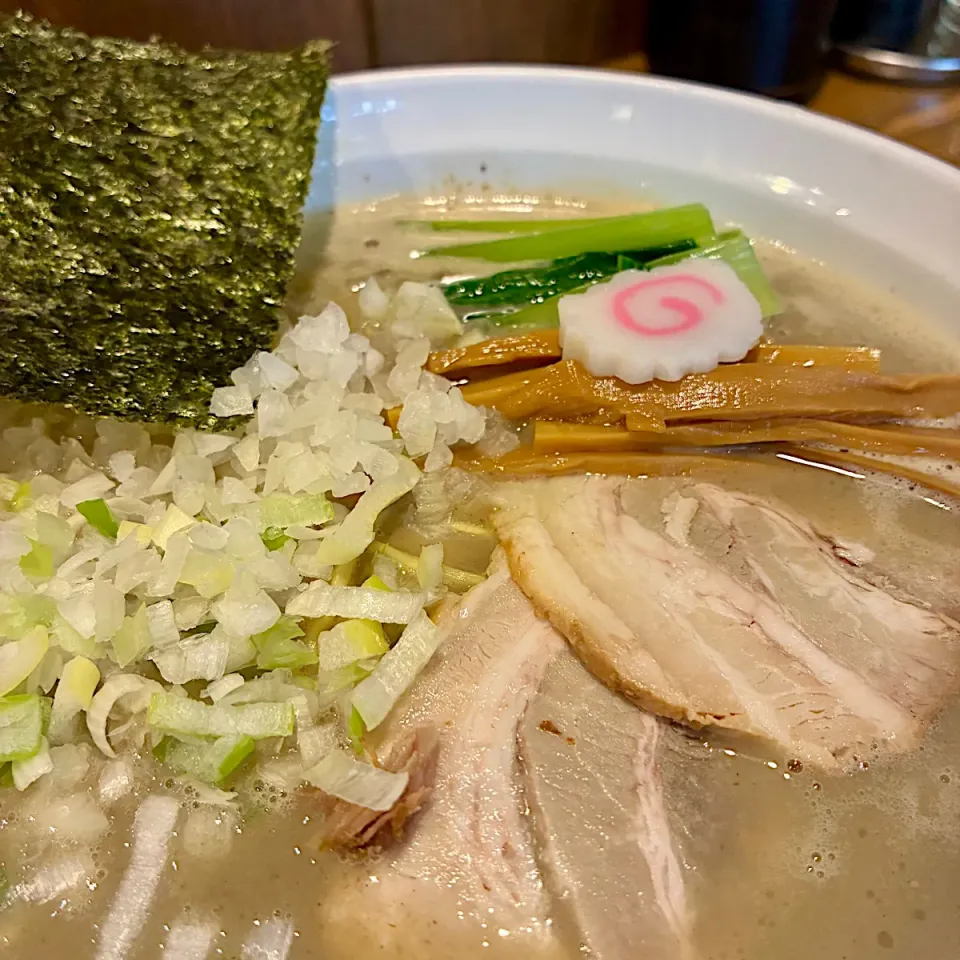 濃厚煮干蕎麦@麺屋蕃茄（練馬区）|mor.ramenさん