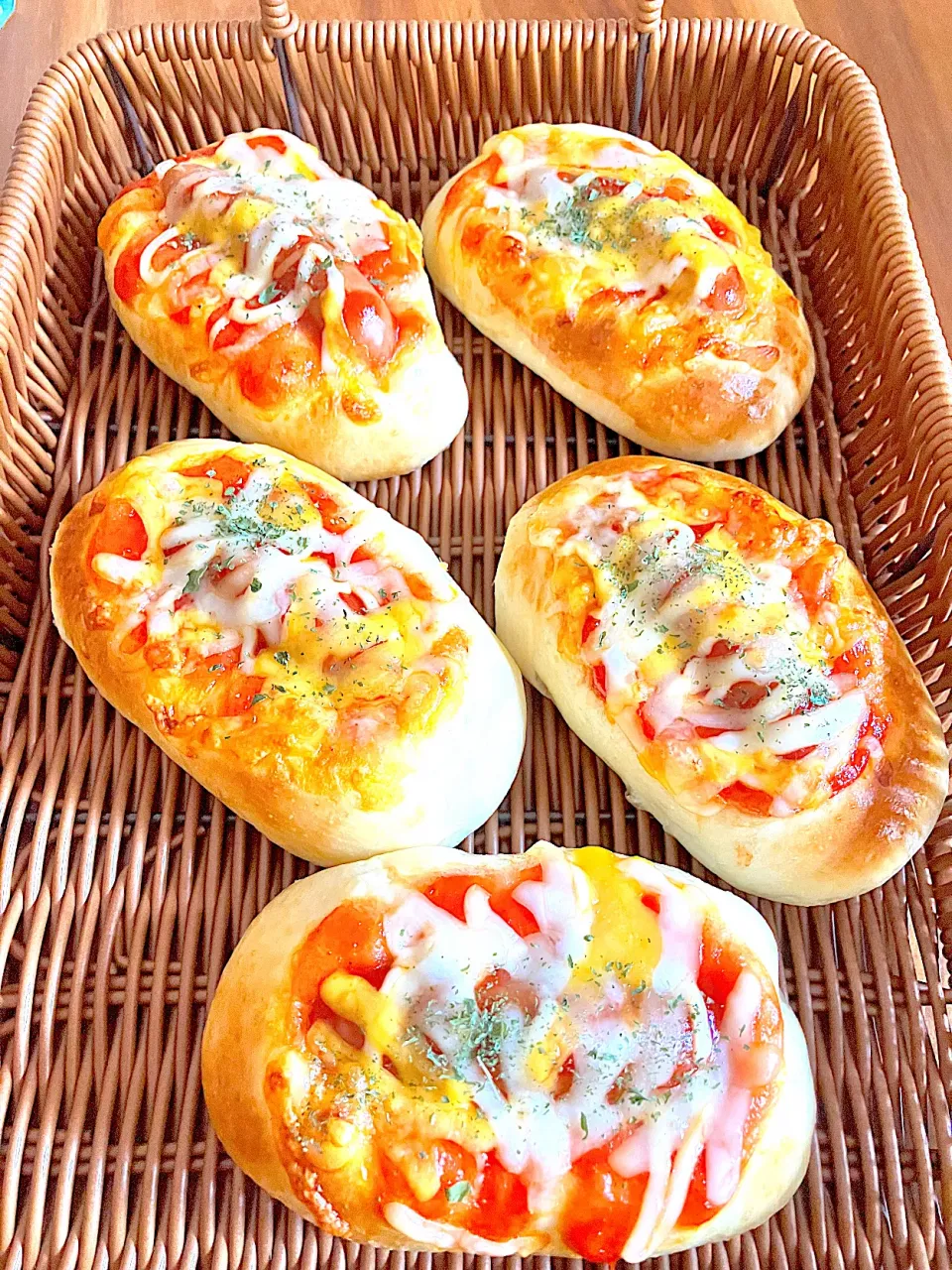 ウインナーチーズパン|ピンキーさん